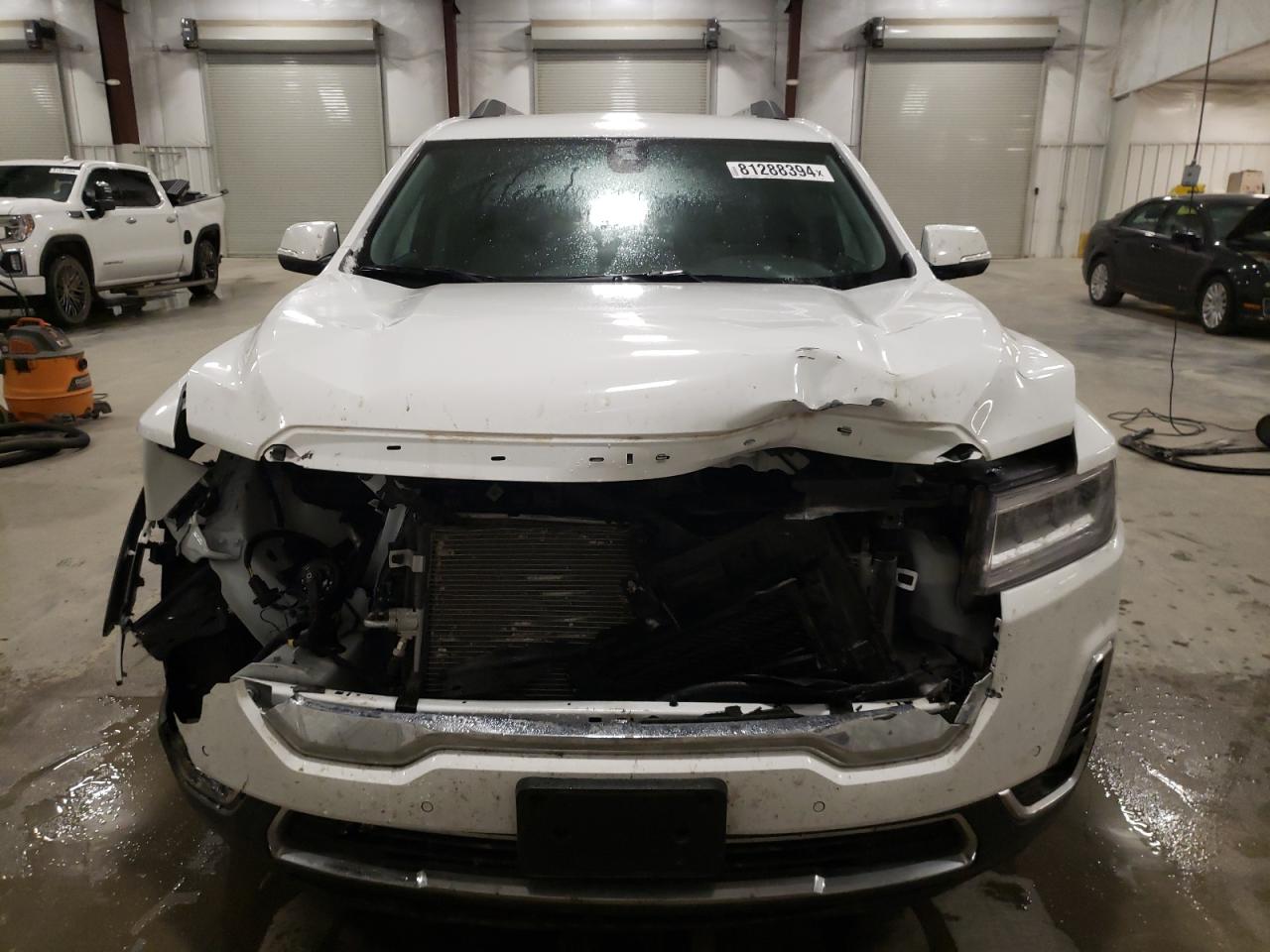 2022 GMC ACADIA SLT VIN:1GKKNUL40NZ118864
