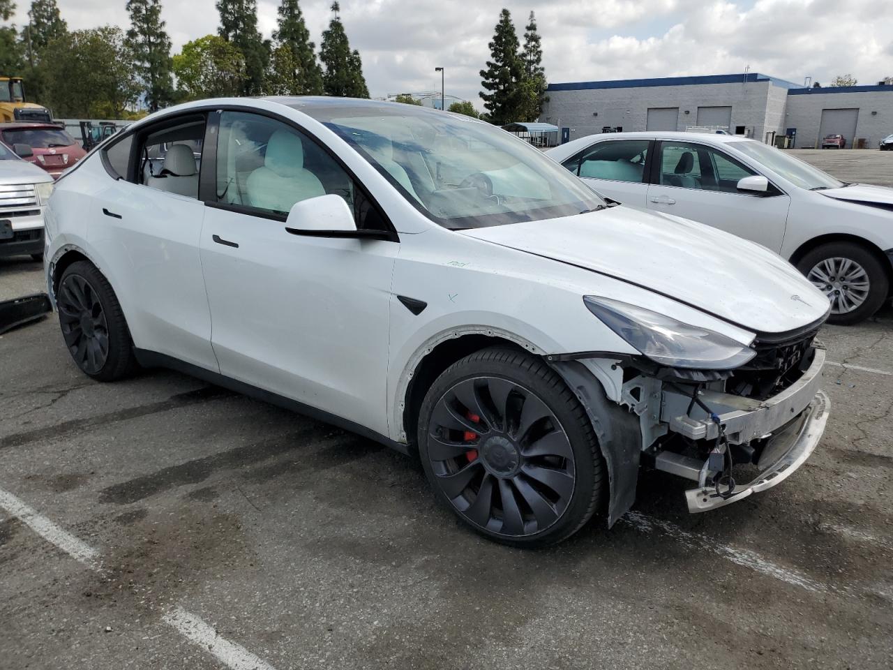2022 TESLA MODEL Y  VIN:7SAYGDEF2NF317678