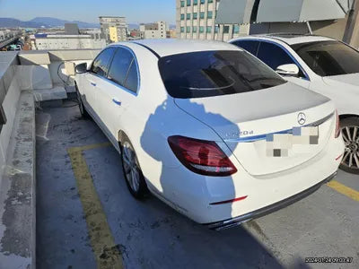 2017 Mercedes-Benz E 220 WDDZF0EB0HA171701 VIN:WDDZF0EB0HA171701