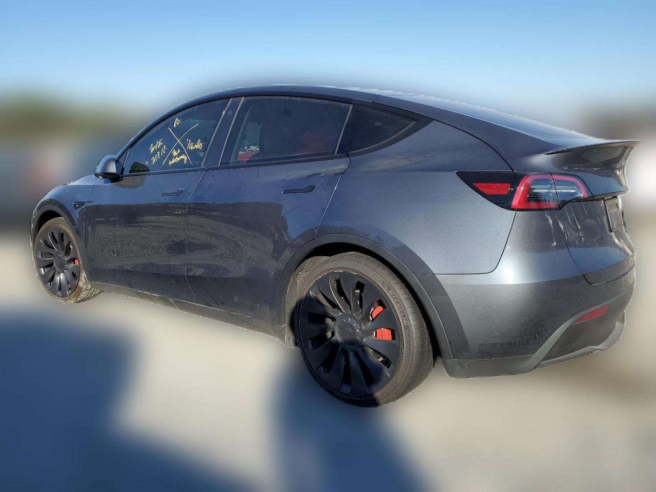 2023 TESLA MODEL Y  VIN:1HGCP3F7XCA004832