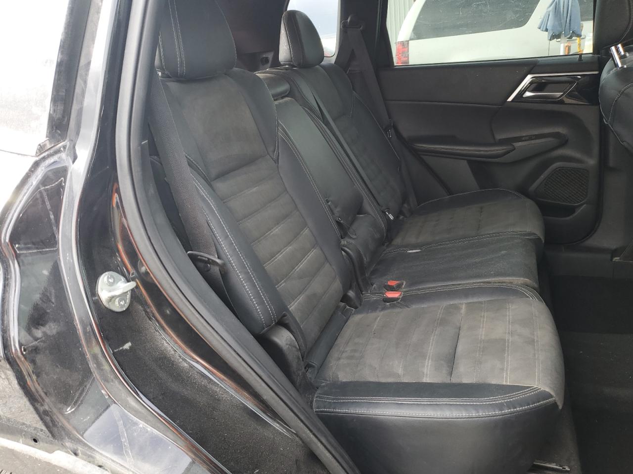 2022 MITSUBISHI OUTLANDER SE VIN:JA4J3UA81NZ009584