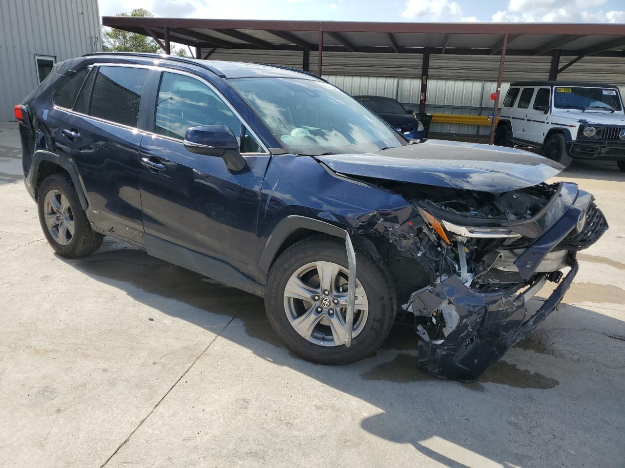 2022 TOYOTA RAV4 XLE VIN:4T3RWRFV4NU071735