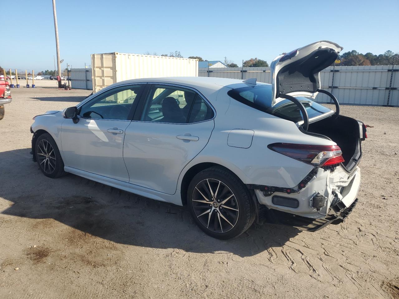 2022 TOYOTA CAMRY SE VIN:4T1T11AK5NU066586