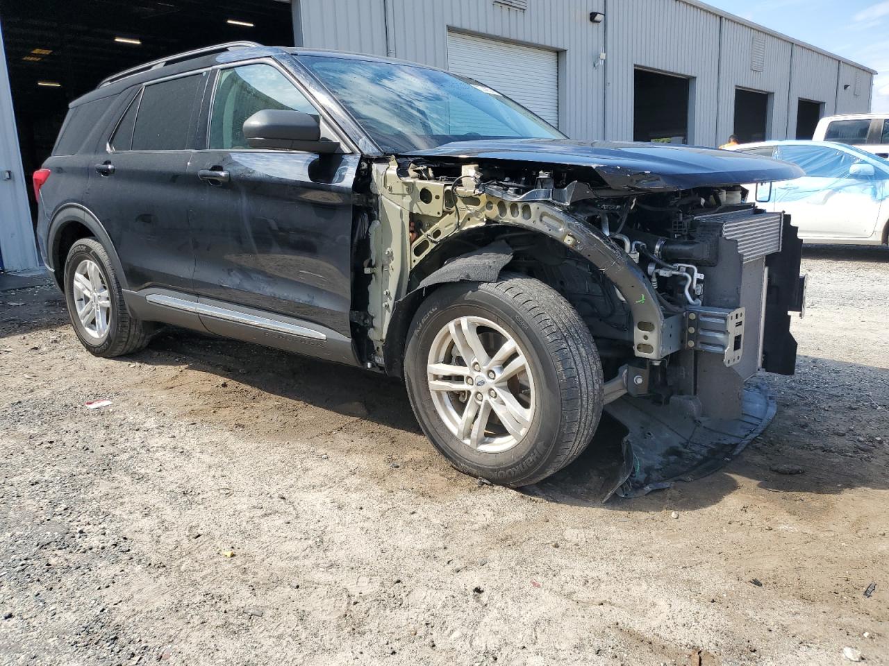 2022 FORD EXPLORER XLT VIN:1FMSK8DH5NGB04432