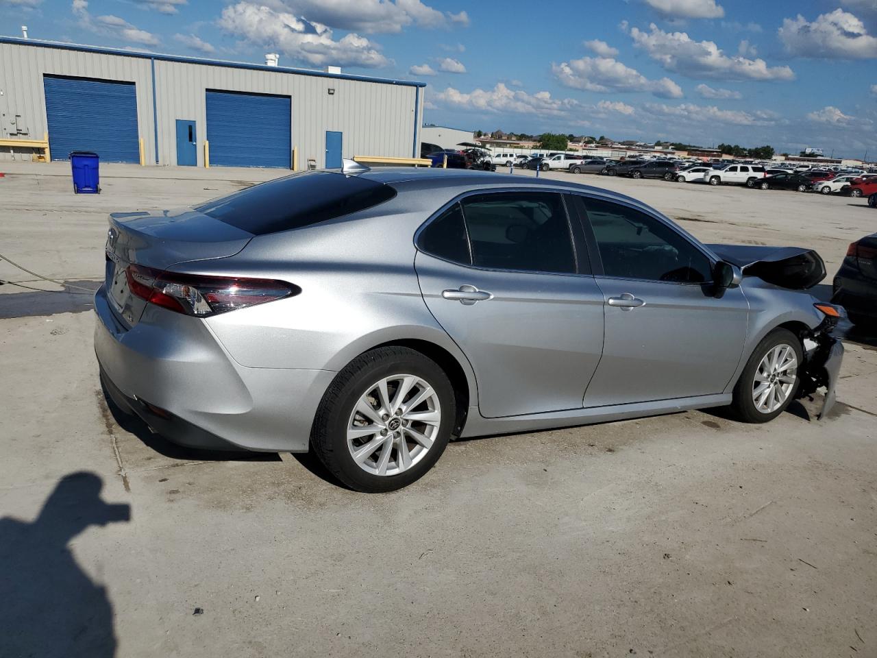 2022 TOYOTA CAMRY LE VIN:4T1C11AK9NU688916