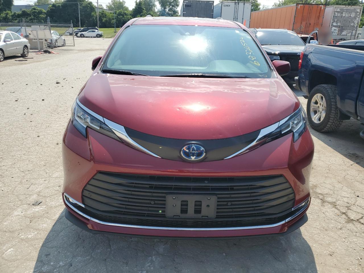 2022 TOYOTA SIENNA XLE VIN:5TDJRKECXNS090464