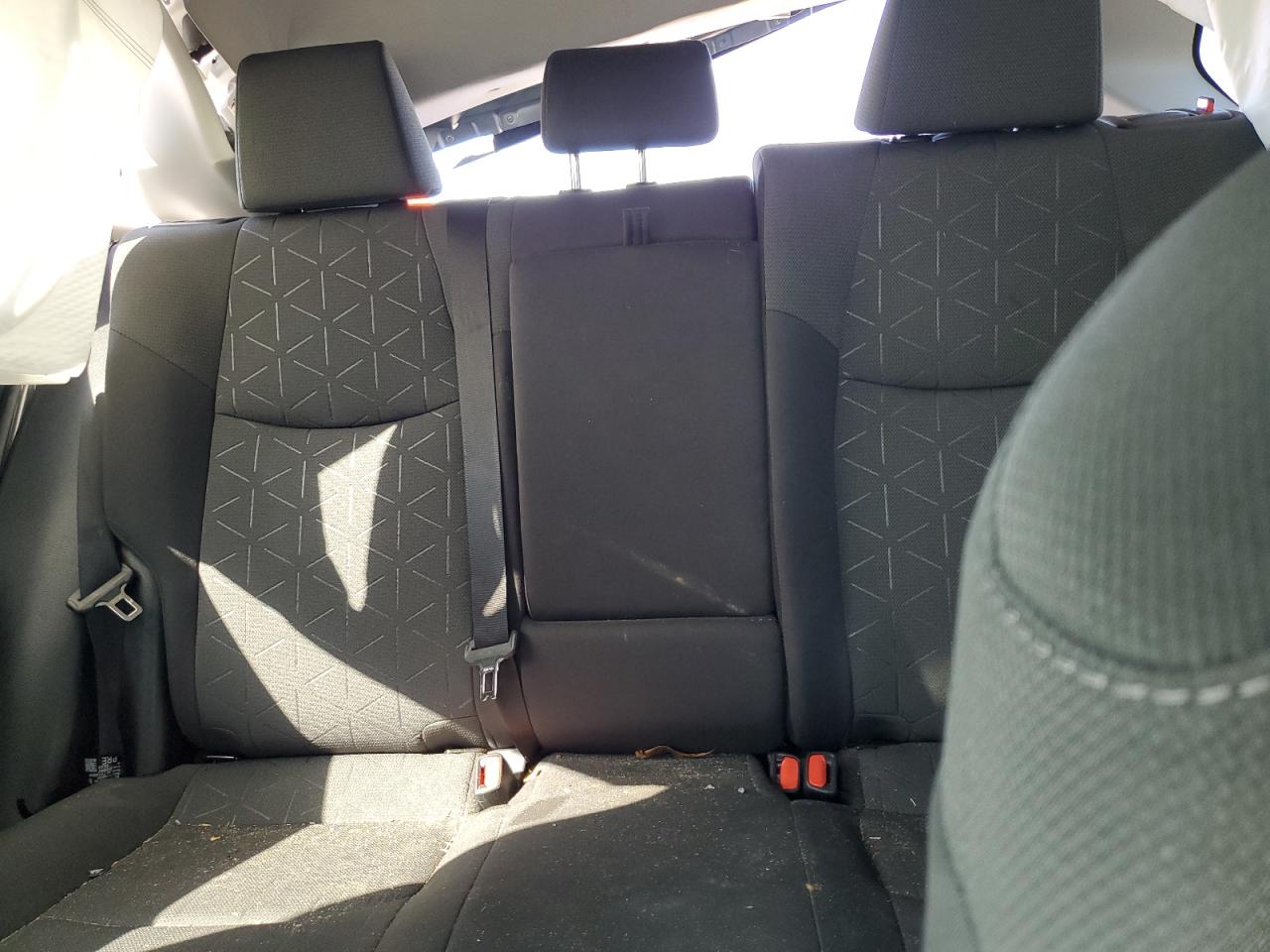 2022 TOYOTA RAV4 XLE VIN:4T3RWRFV9NU063646