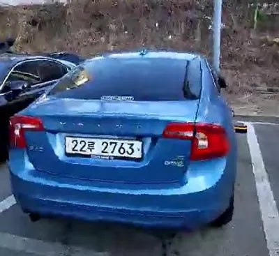 2015 Volvo S60 YV1FS84BBF2356925 VIN:YV1FS84BBF2356925