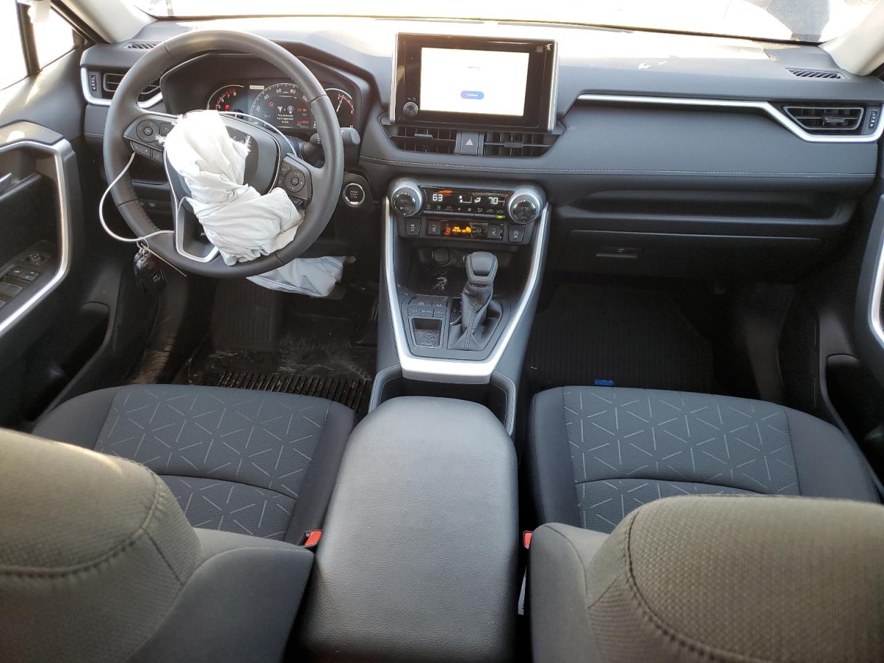 2023 TOYOTA RAV4 XLE VIN:2T3W1RFV7PC221956