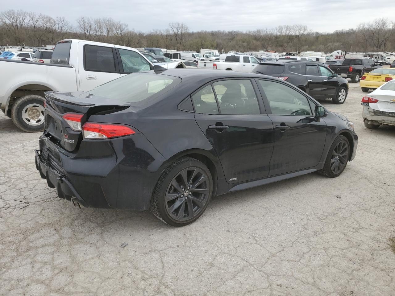2024 TOYOTA COROLLA LE VIN:JTDBDMHE0RJ004318