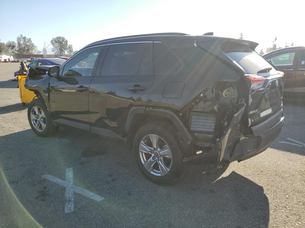 2023 TOYOTA RAV4 XLE VIN:2T3W1RFV9PC226561