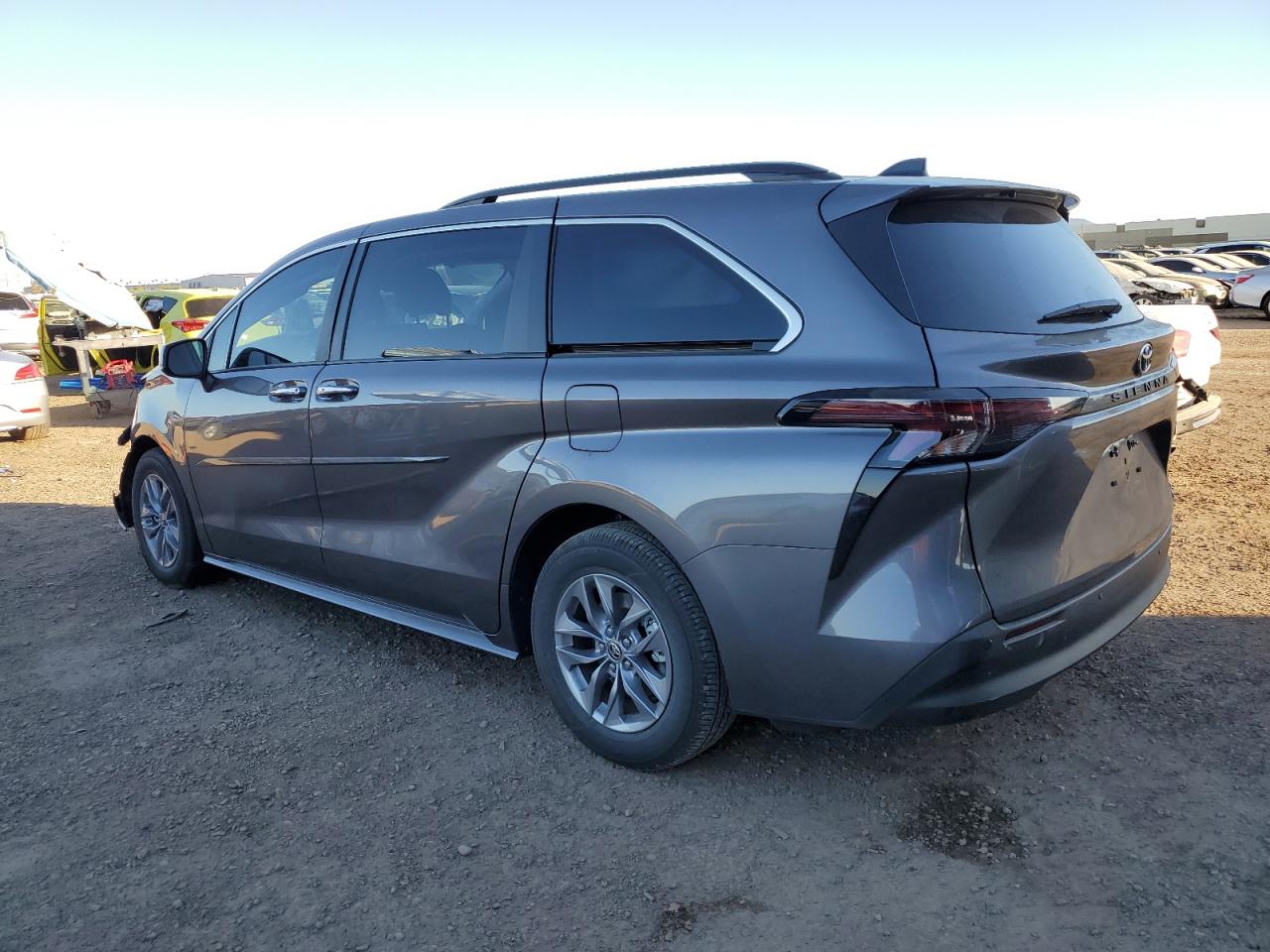 2023 TOYOTA SIENNA XLE VIN:5TDYRKEC8PS145589