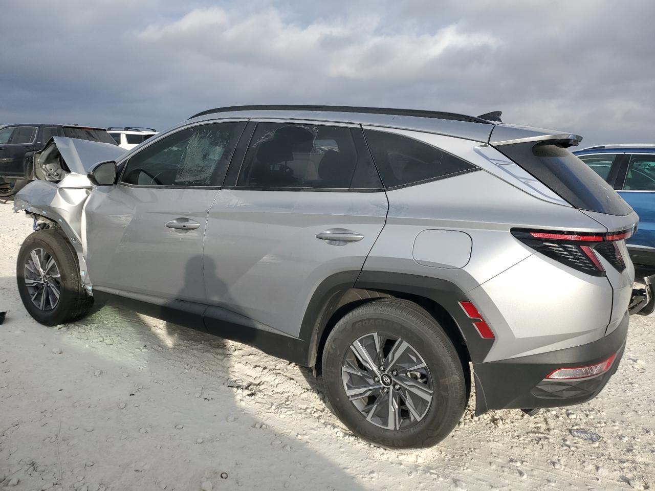 2022 HYUNDAI TUCSON BLUE VIN:KM8JBCA13NU063760