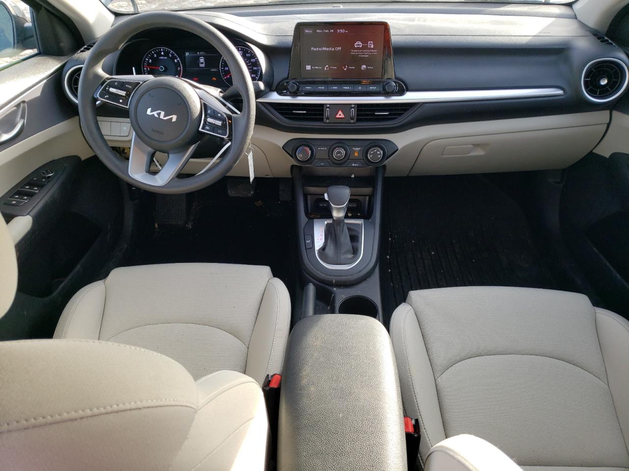 2022 KIA FORTE FE VIN:3KPF24AD8NE458168