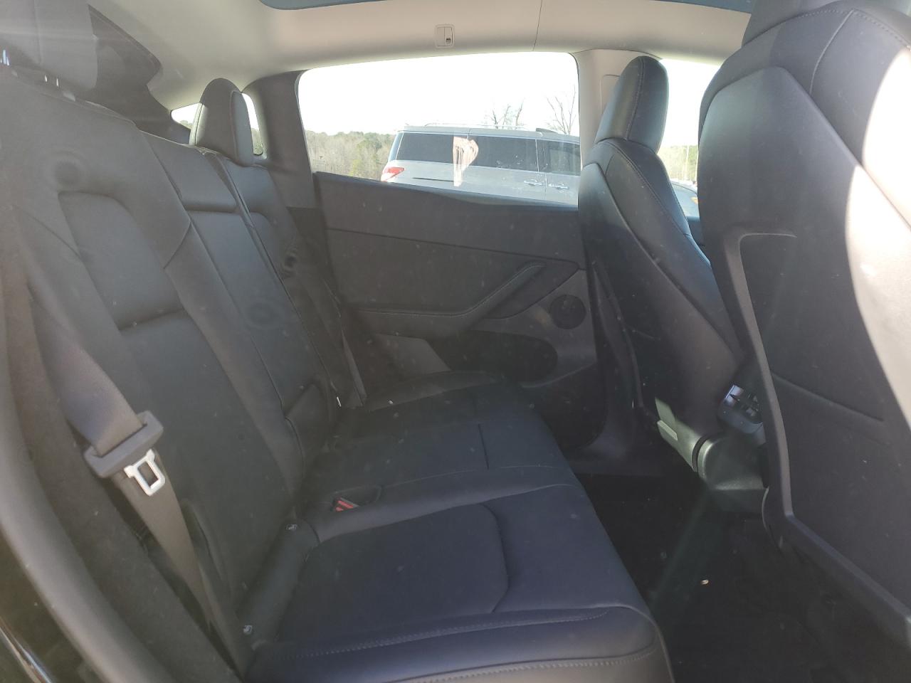 2023 TESLA MODEL Y  VIN:7SAYGDEF0PF852558