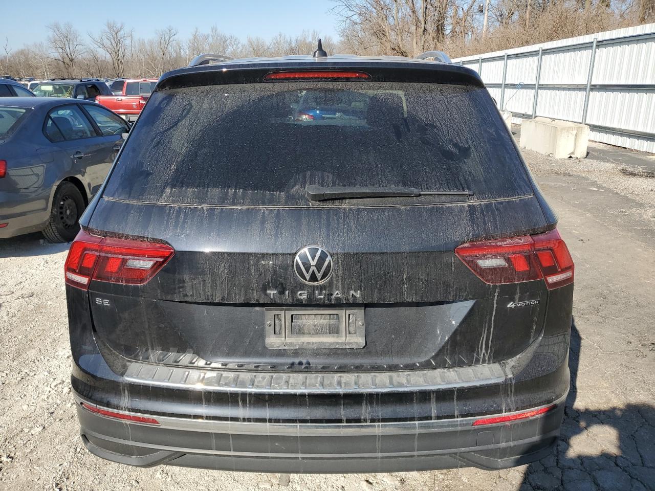 2022 VOLKSWAGEN TIGUAN SE VIN:3VV2B7AX3NM047908