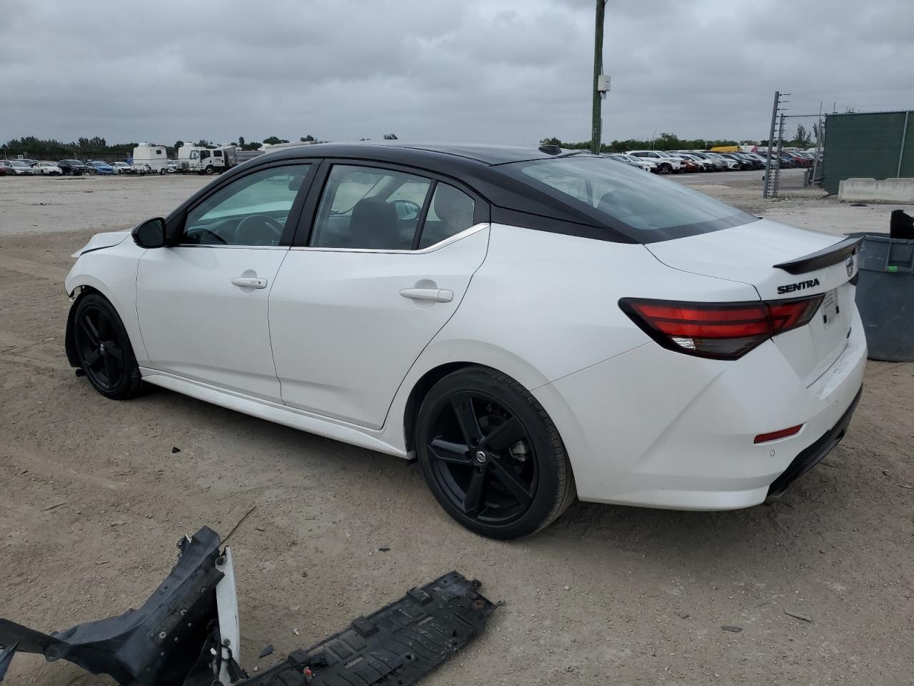 2022 NISSAN SENTRA SR VIN:3N1AB8DV7NY210677