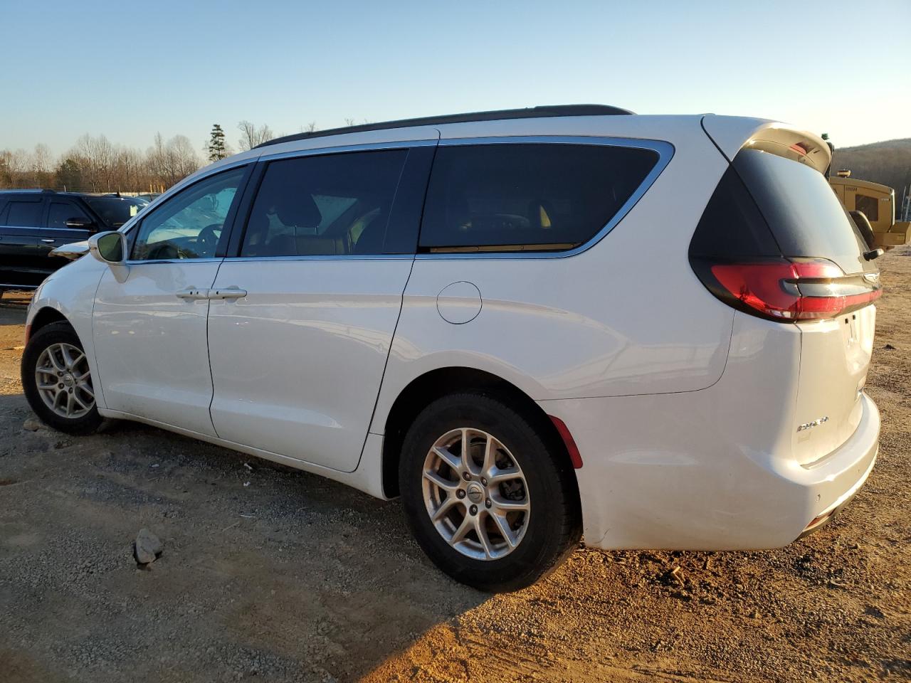 2022 CHRYSLER PACIFICA TOURING L VIN:2C4RC1BG4NR138975