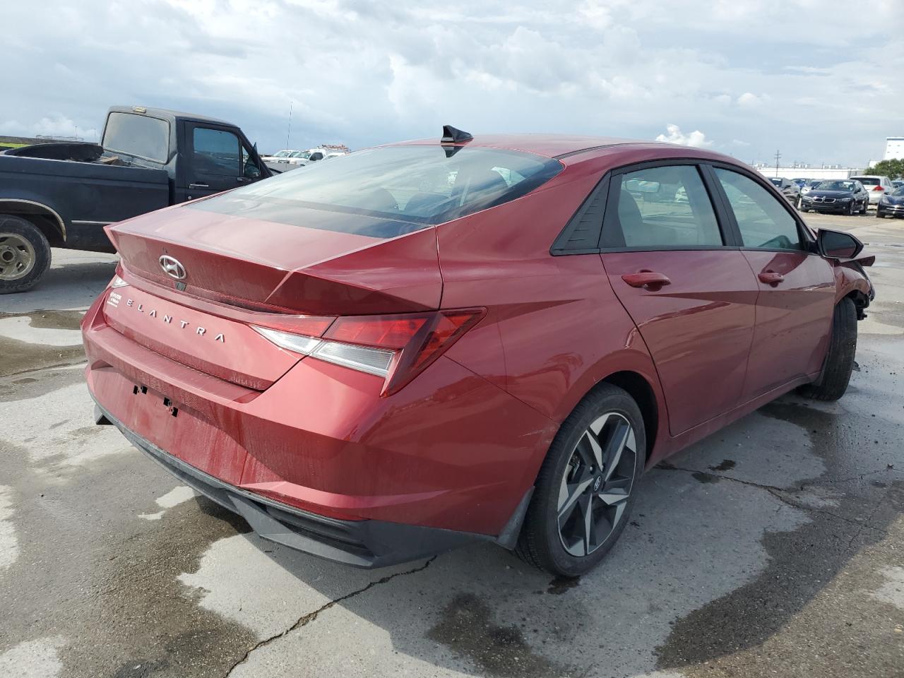 2023 HYUNDAI ELANTRA SEL VIN:KMHLS4AG3PU563844