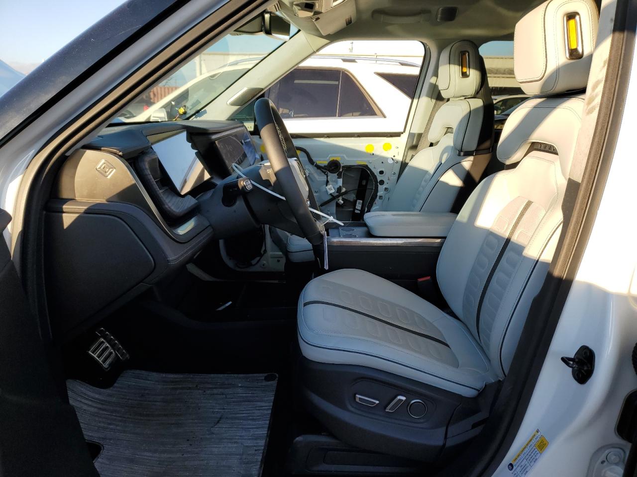 2023 RIVIAN R1S LAUNCH EDITION VIN:7PDSGABL1PN005988