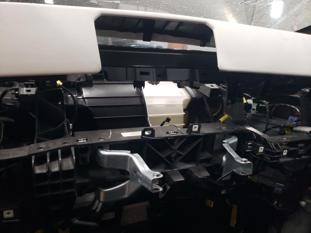 2024 TESLA CYBERTRUCK  VIN:7G2CEHEDXRA010522