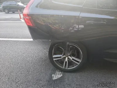 2020 Volvo XC60 NONE VIN: