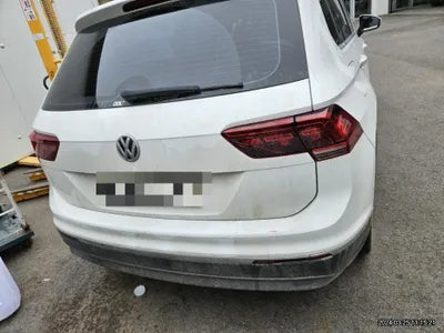 2020 Volkswagen Tiguan VIN: