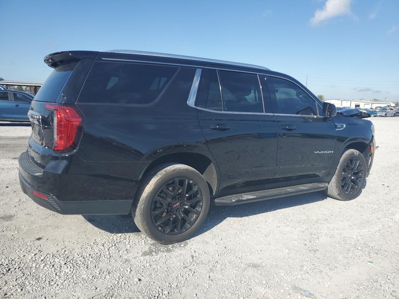 2022 GMC YUKON SLE VIN:1GKS1AKD3NR327219