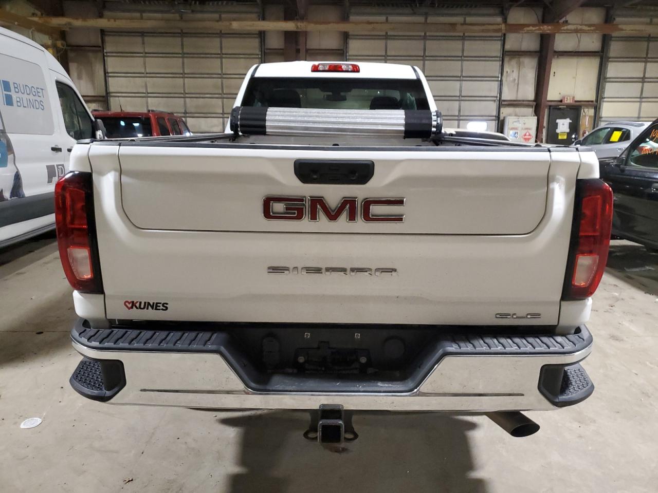 2022 GMC SIERRA K2500 SLE VIN:1GT39ME78NF102098