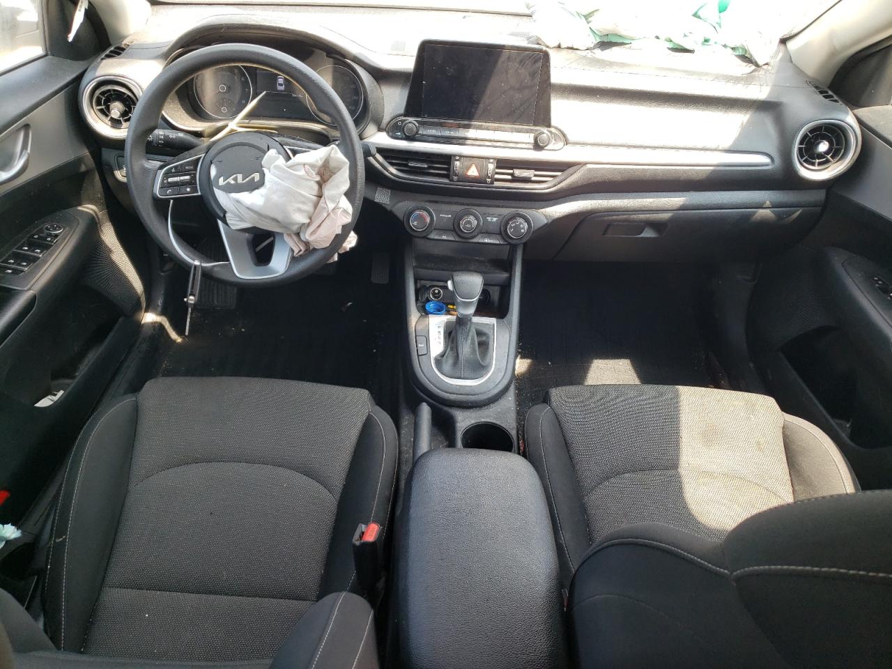 2023 KIA FORTE LX VIN:3KPF24AD2PE510106