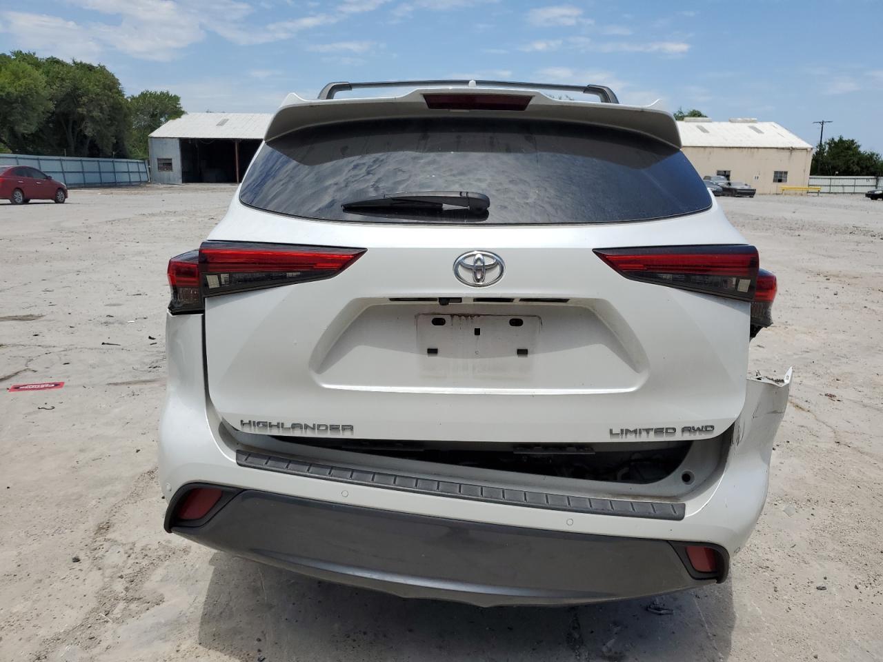 2022 TOYOTA HIGHLANDER LIMITED VIN:5TDDZRBH8NS213040