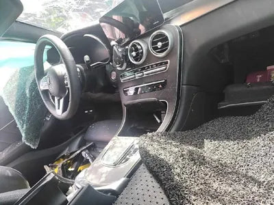 2021 Mercedes-Benz GLC 300 VIN: