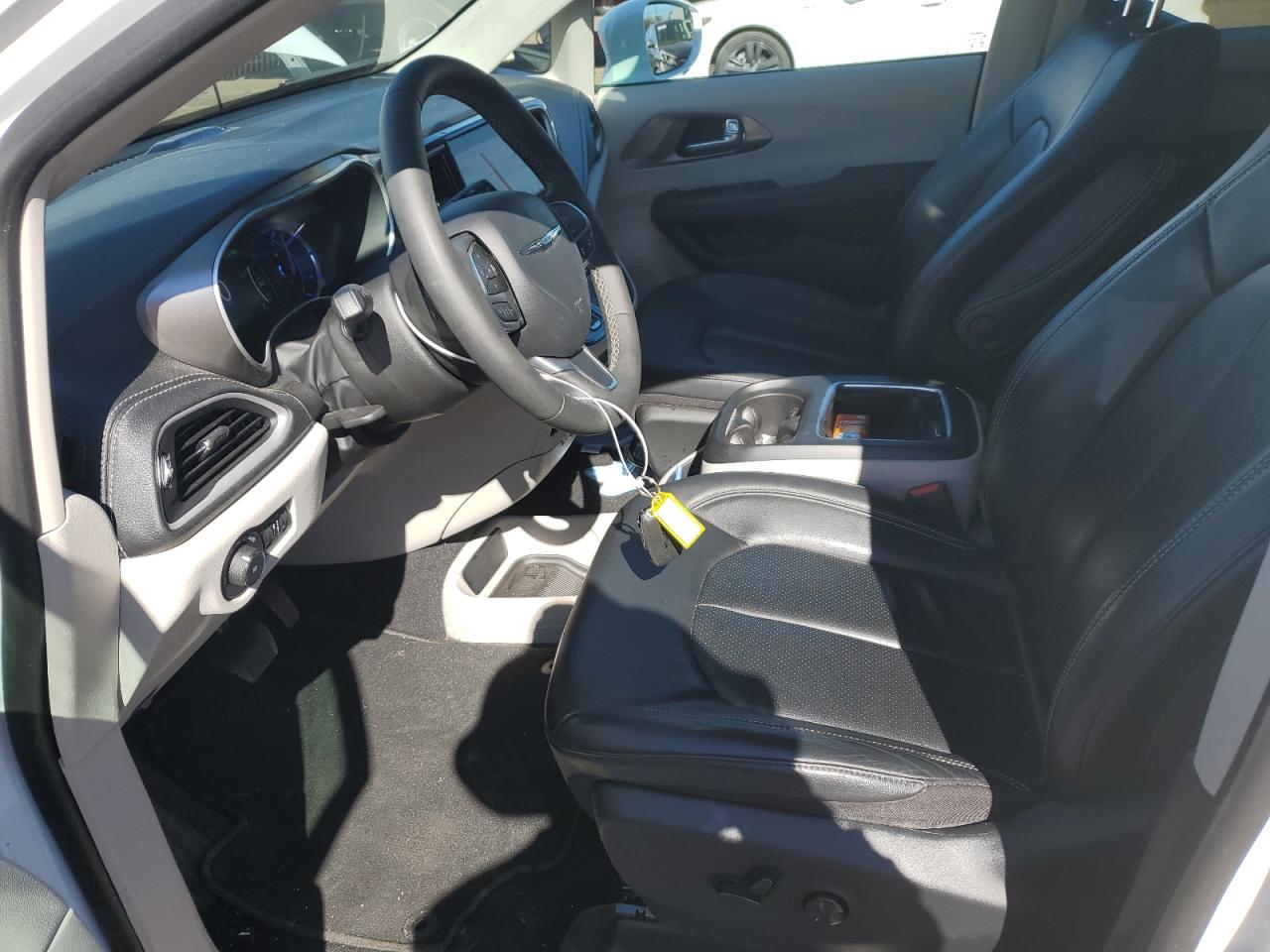 2022 CHRYSLER PACIFICA HYBRID TOURING L VIN:2C4RC1L78NR224661