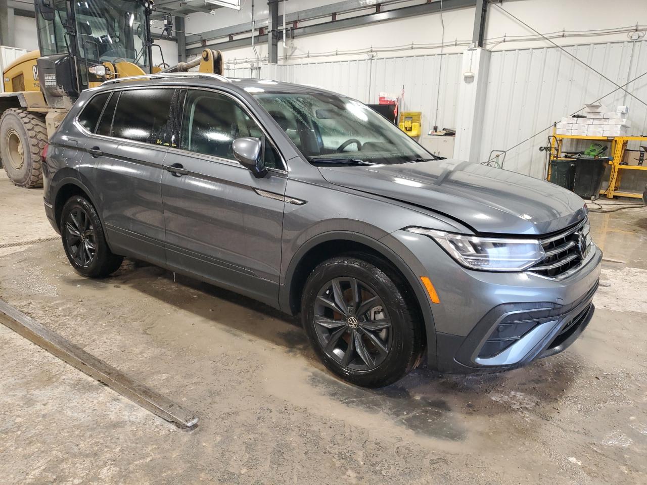 2024 VOLKSWAGEN TIGUAN SE VIN:3VV2B7AX3RM173952