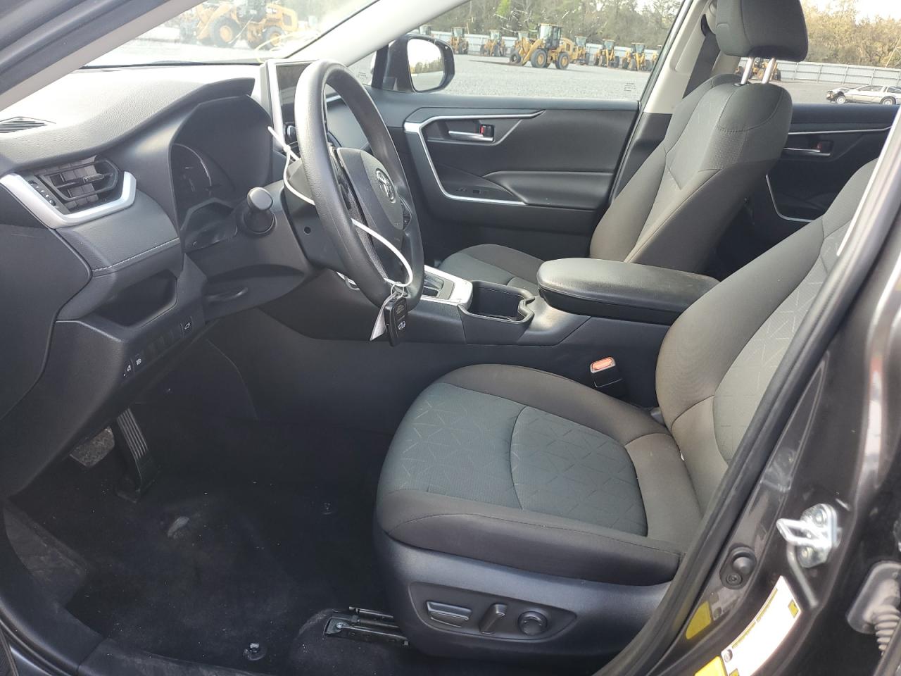 2023 TOYOTA RAV4 XLE VIN:2T3W1RFVXPC251243