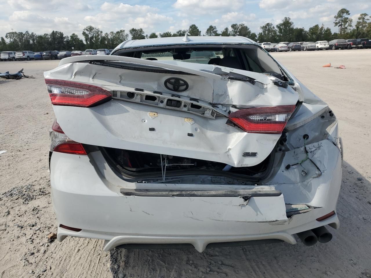 2022 TOYOTA CAMRY SE VIN:4T1G11AK1NU065985