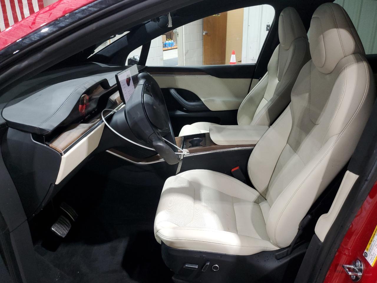 2022 TESLA MODEL X  VIN:7SAXCAE57NF363942