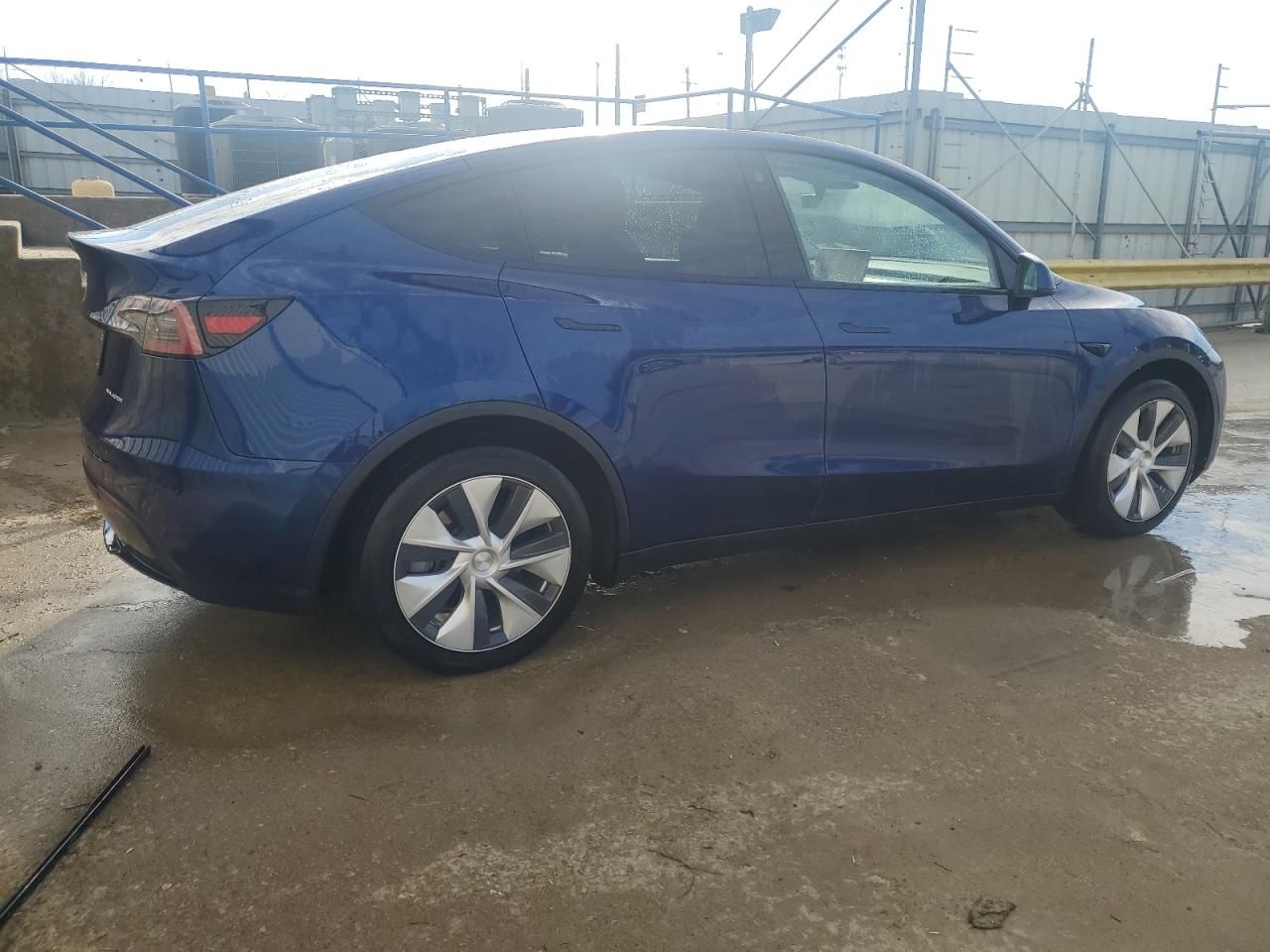 2023 TESLA MODEL Y  VIN:7SAYGDEE0PF707365