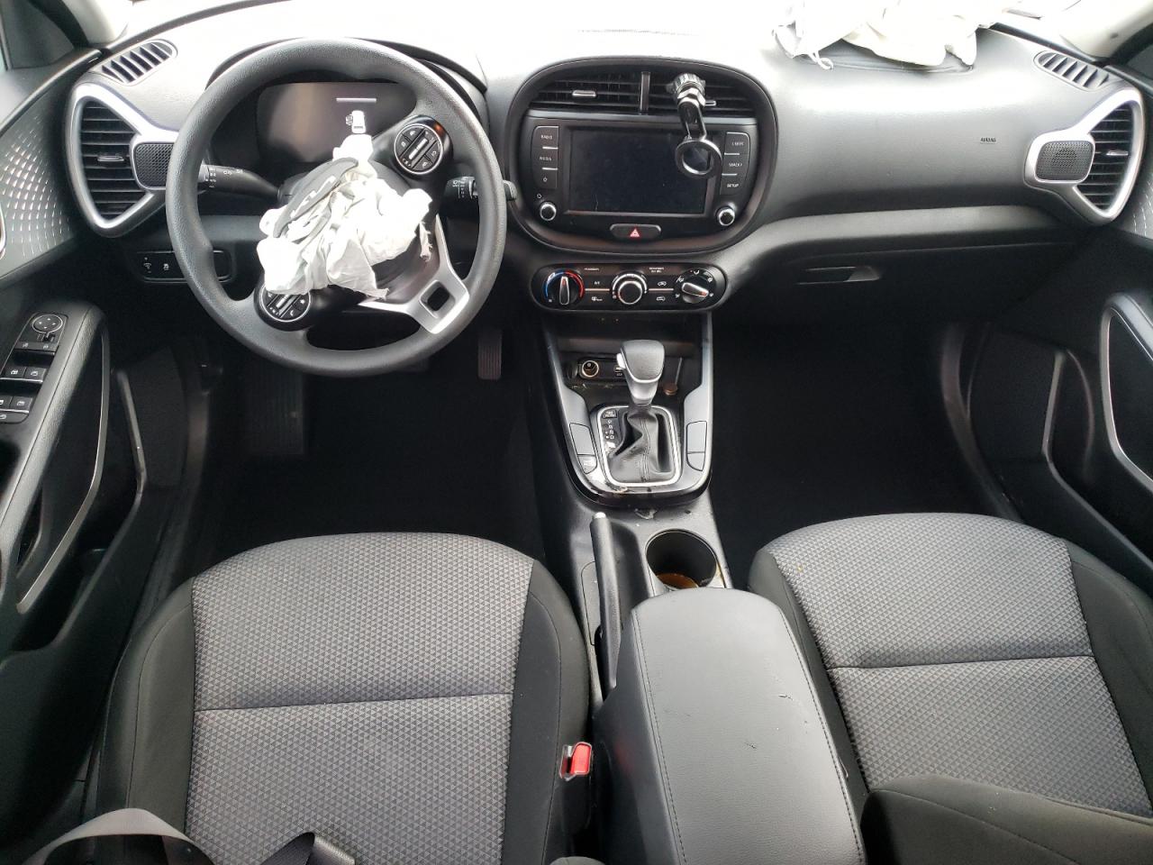 2024 KIA SOUL LX VIN:3LN6L2LU5DR826694