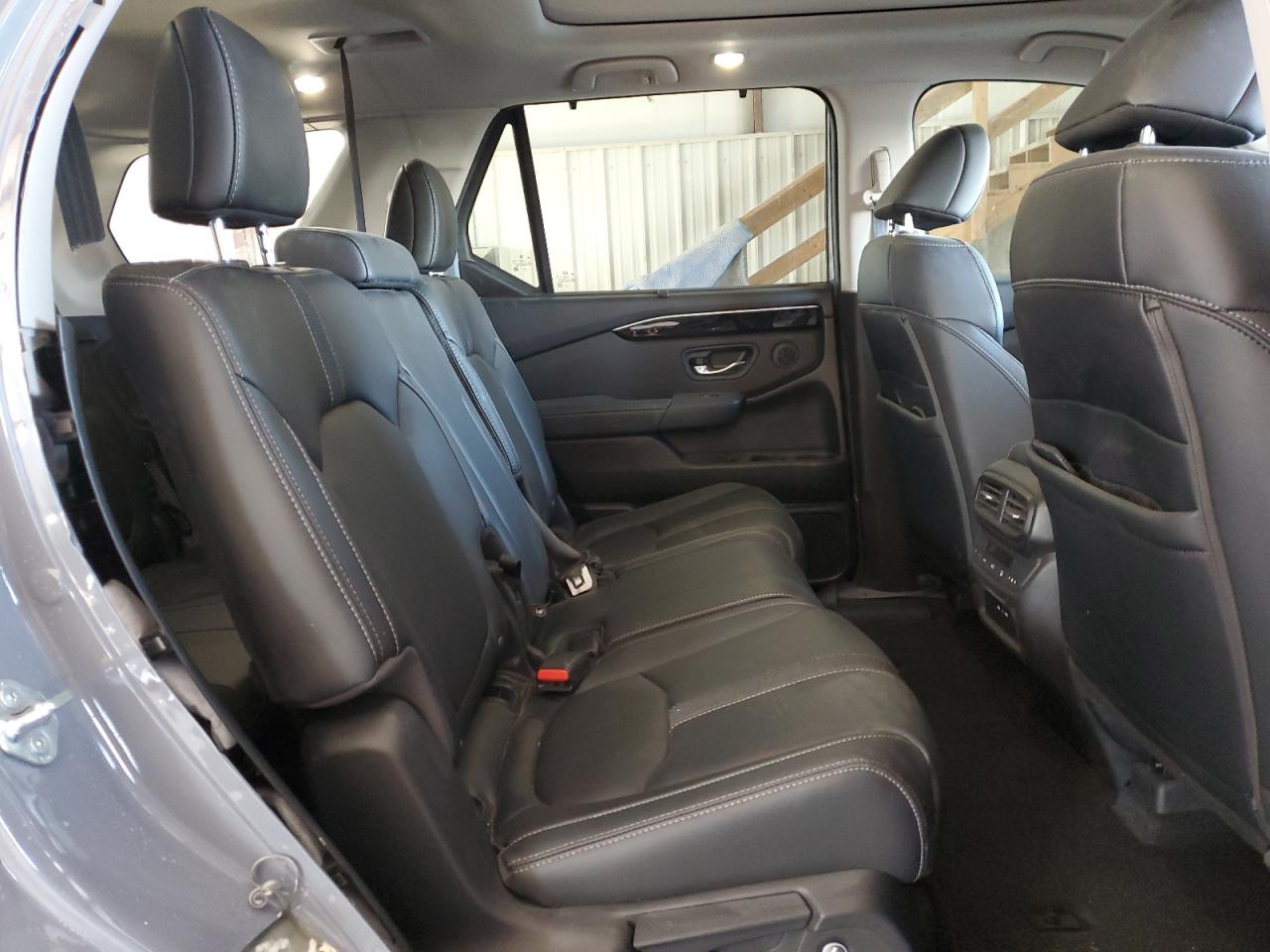 2024 HONDA PILOT TOURING VIN:5FNYG2H70RB010201