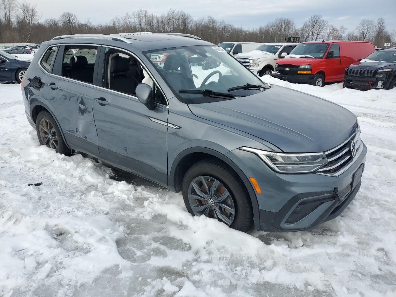 2022 VOLKSWAGEN TIGUAN SE VIN:3VV2B7AX5NM152997
