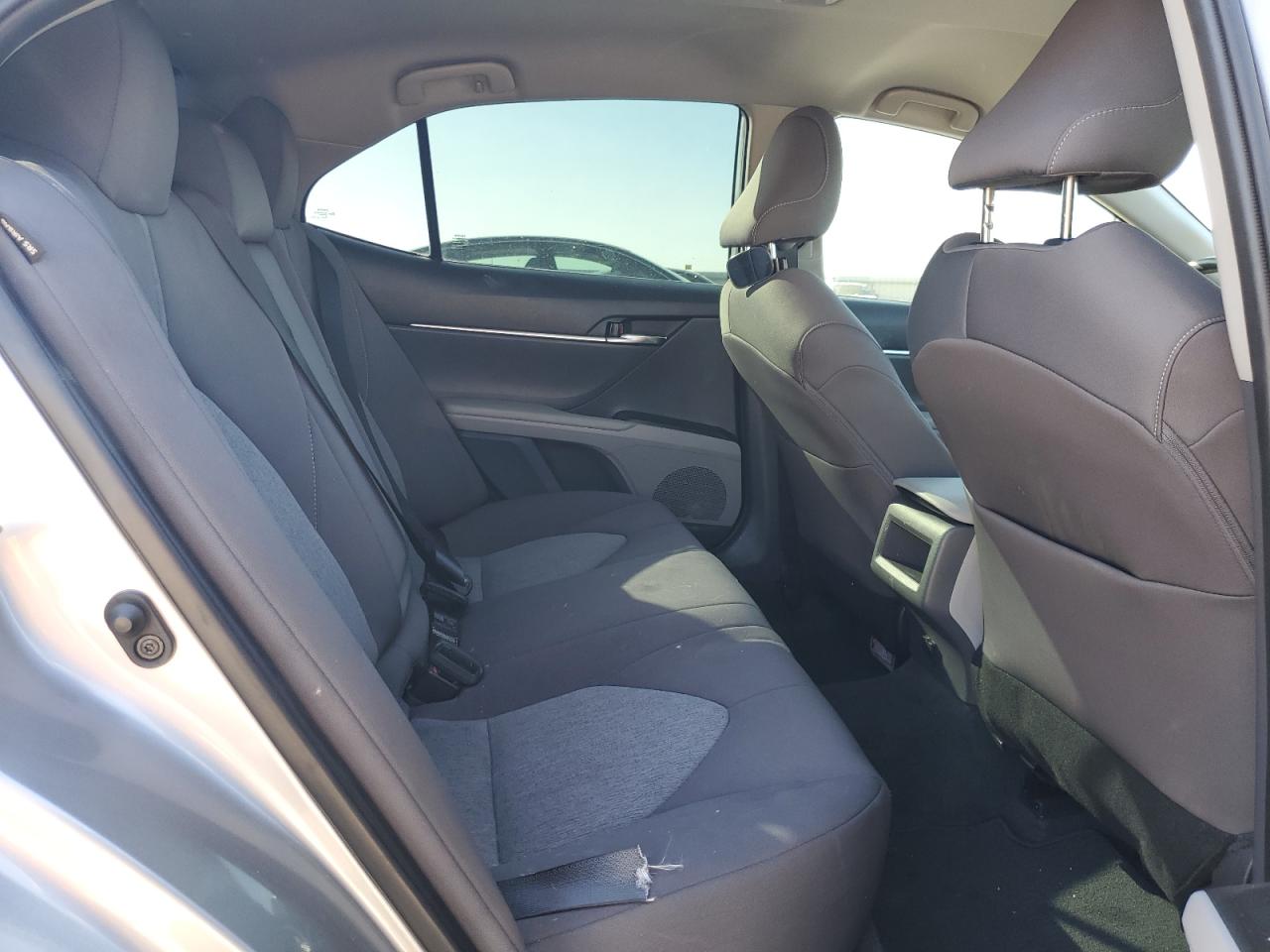 2022 TOYOTA CAMRY LE VIN:4T1C11AKXNU637599
