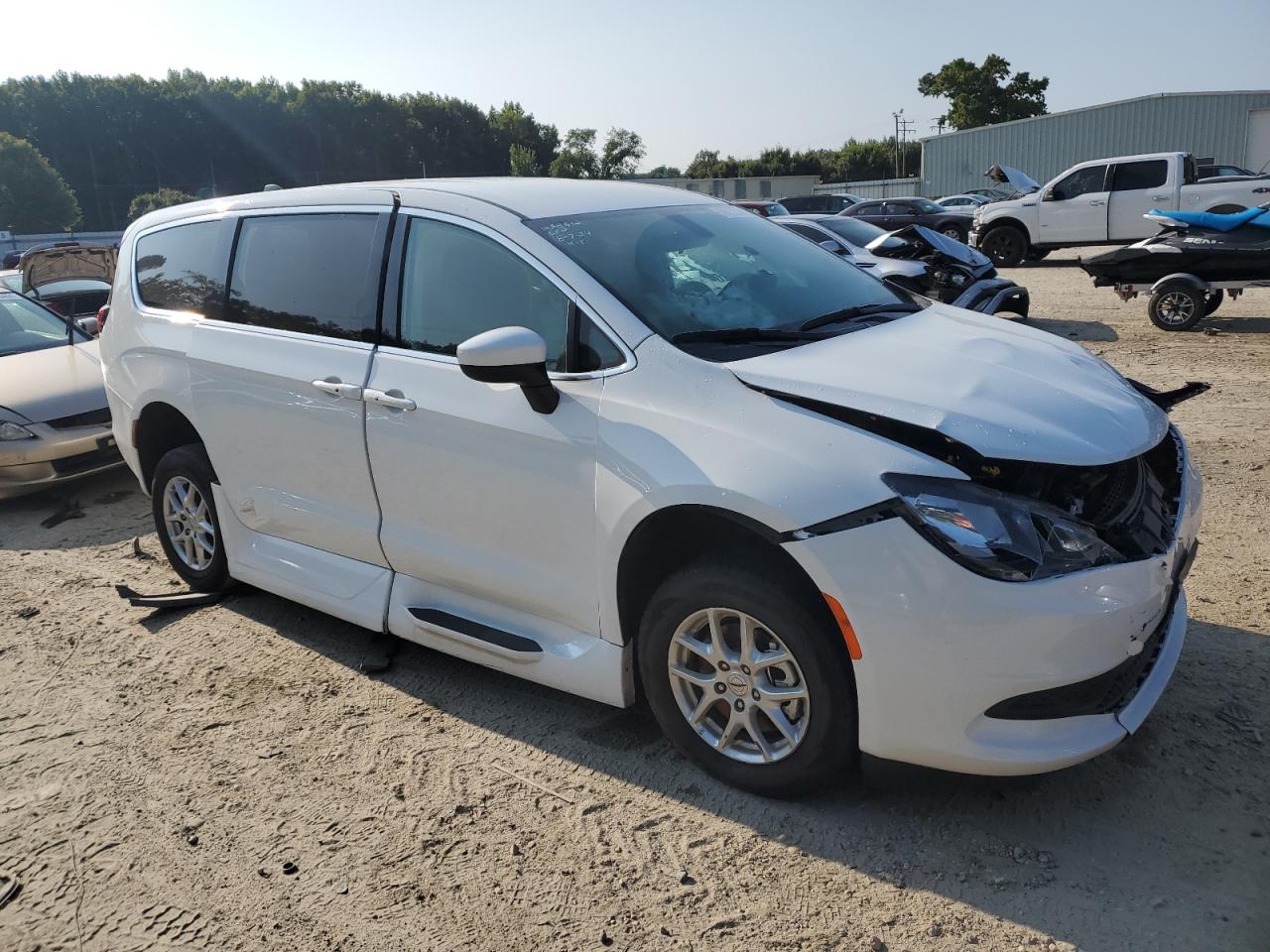 2022 CHRYSLER VOYAGER LX VIN:2C4RC1CG0NR163421