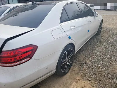 2015 Mercedes-Benz E 250 WDDHF9HB4GB273085 VIN:WDDHF9HB4GB273085