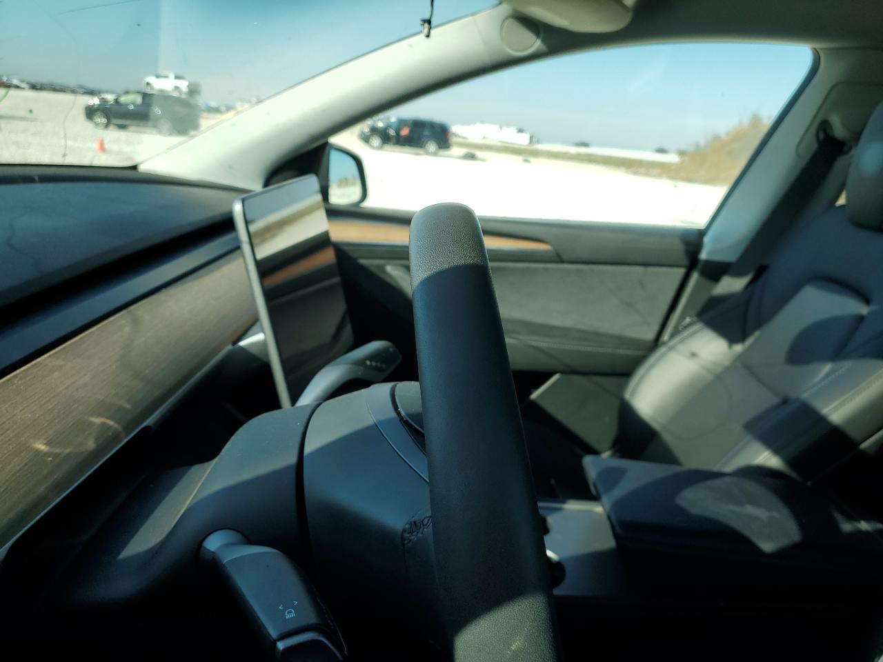2023 TESLA MODEL Y  VIN:7SAYGDEF3PF907651