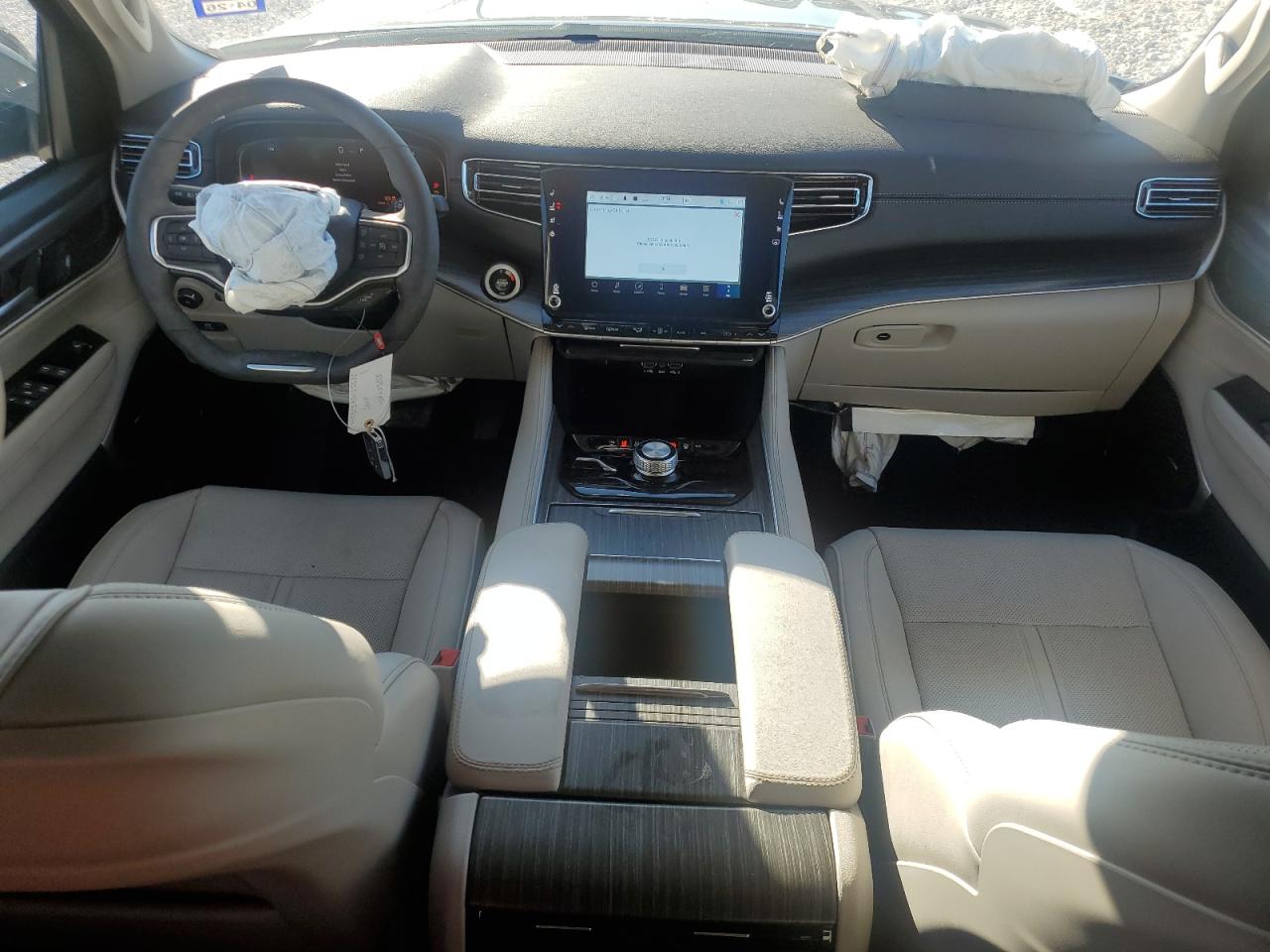 2024 JEEP WAGONEER L SERIES II VIN:1C4SJSBP2RS152536