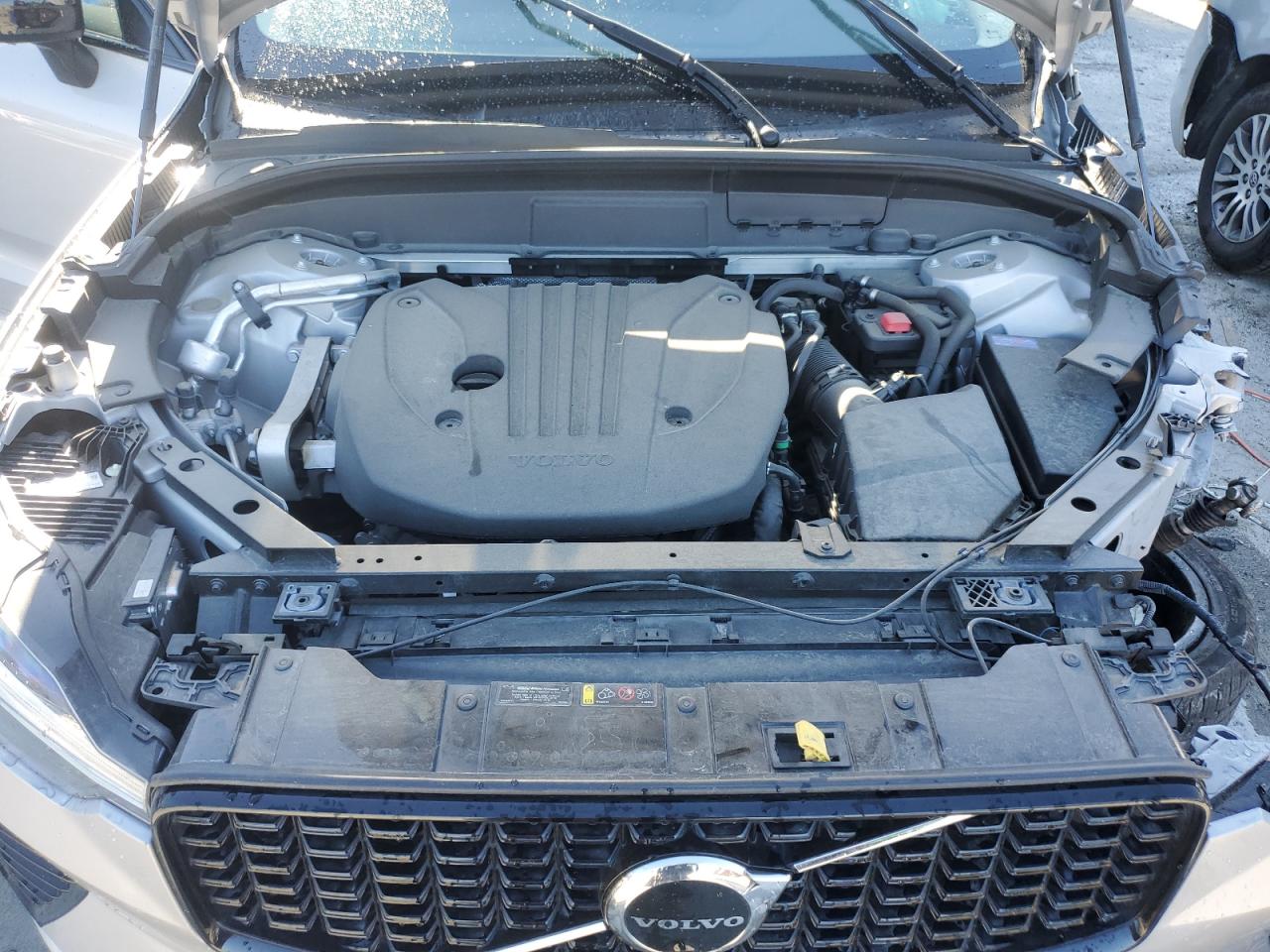 2024 VOLVO XC60 PLUS VIN:YV4L12RL4R1739203