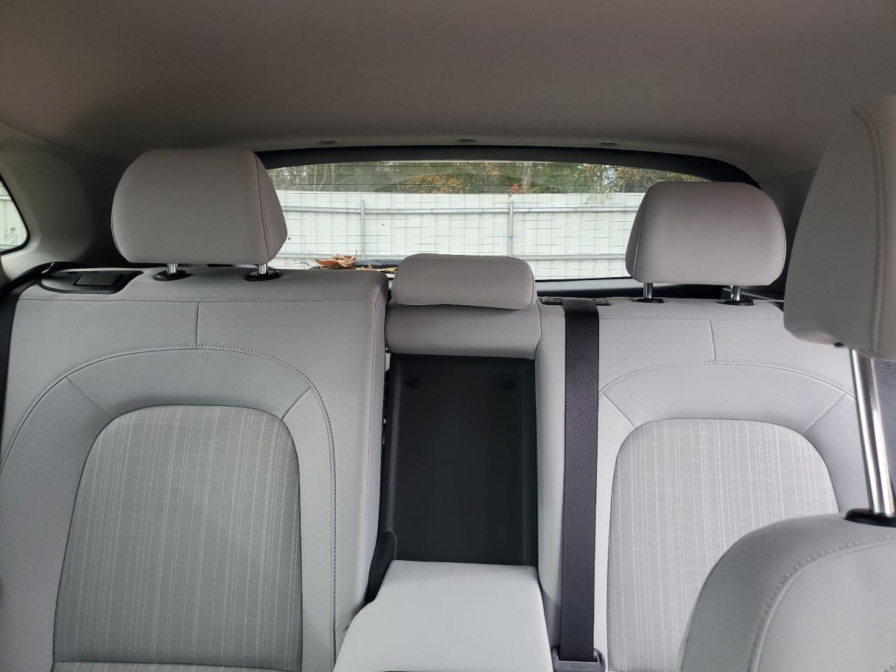2022 HYUNDAI KONA SEL VIN:KM8K62AB3NU888483