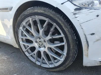 2014 Jaguar XJS VIN: