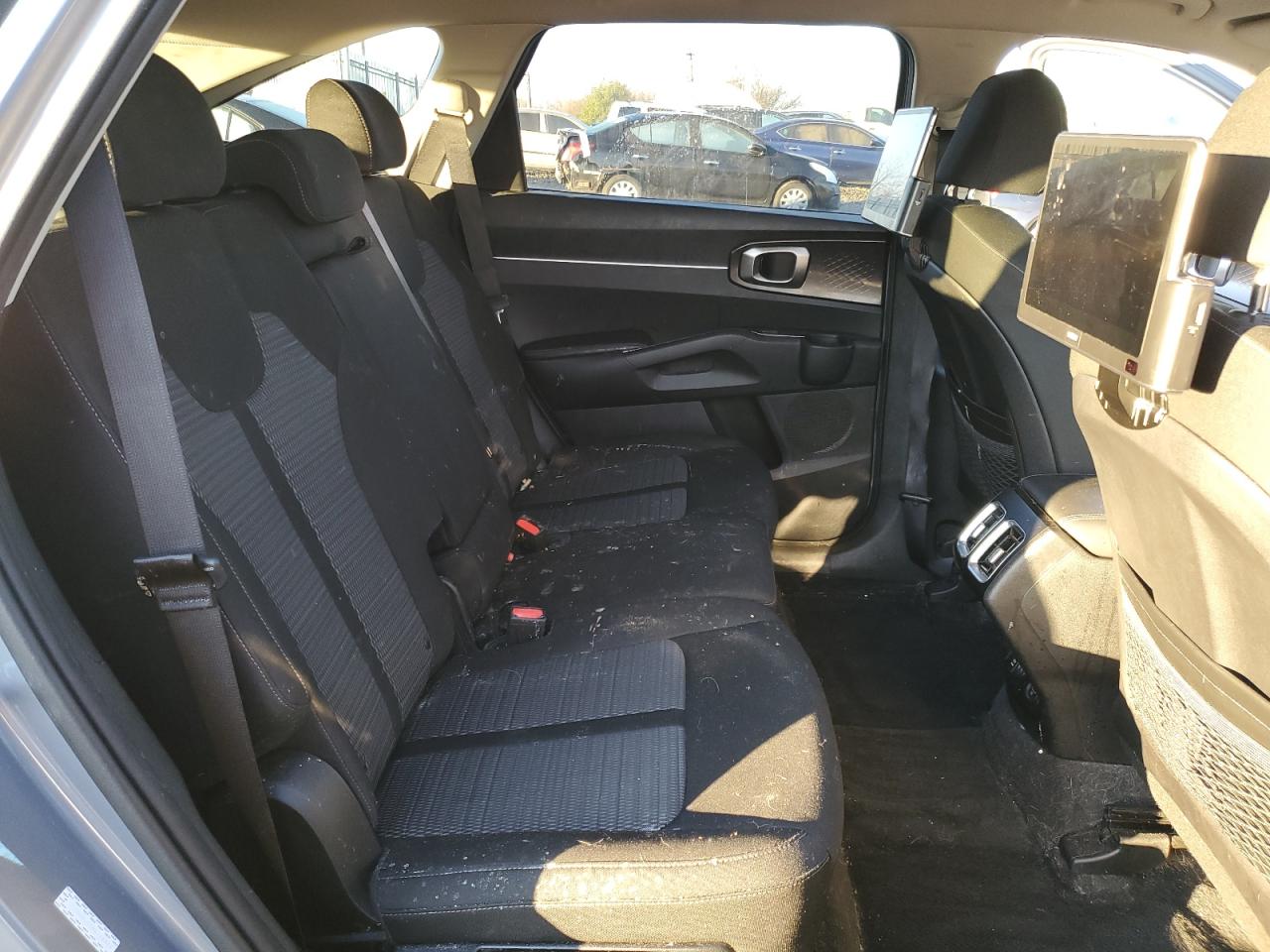 2022 KIA SORENTO LX VIN:5XYRGDLC0NG116414